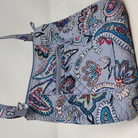 Vera Bradley Handbags - Used VERA BRADLEY blue quilted messenger bag